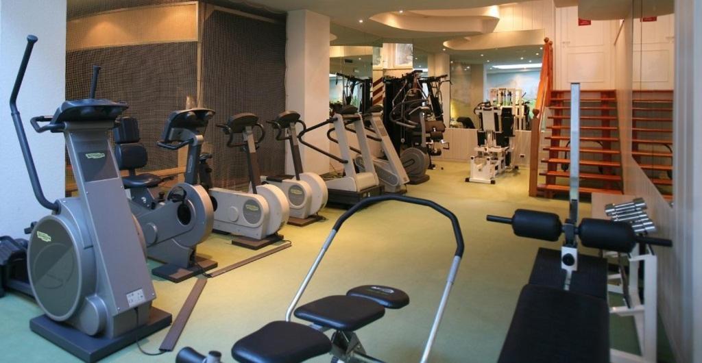 Alpen Hotel Corona Vigo di Fassa Ngoại thất bức ảnh
