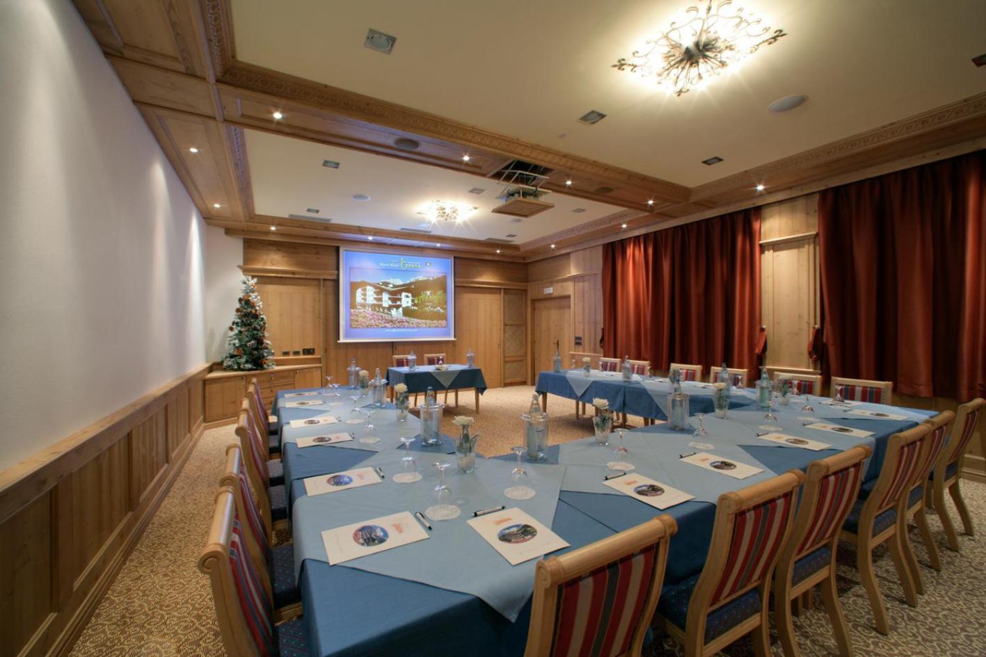Alpen Hotel Corona Vigo di Fassa Ngoại thất bức ảnh
