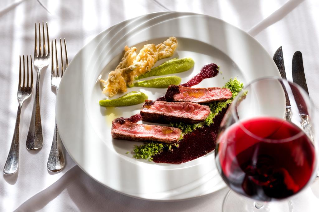 Alpen Hotel Corona Vigo di Fassa Ngoại thất bức ảnh